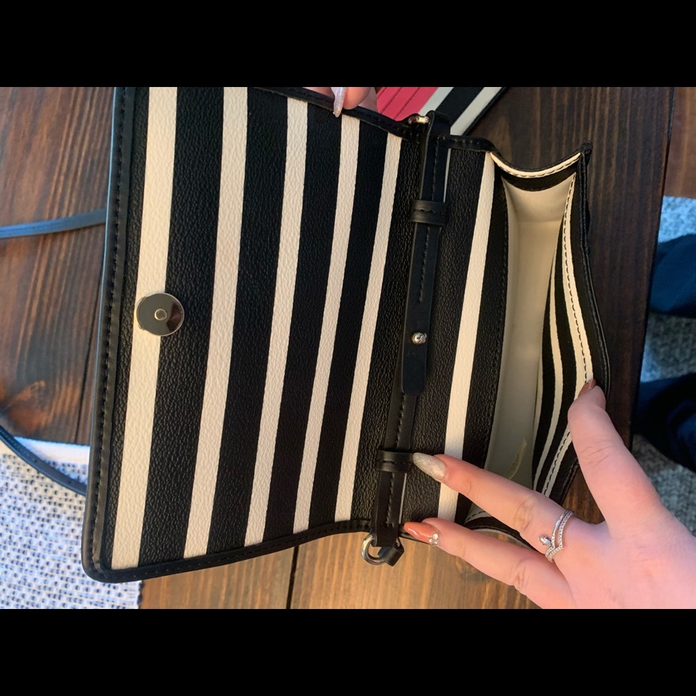Kate Spade purse and card holder - Picture 5 of 6